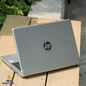 Laptop HP 240 G8