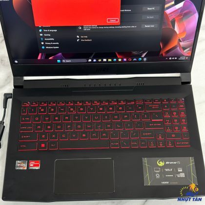 Laptop MSI BRAVO 15 B5DD