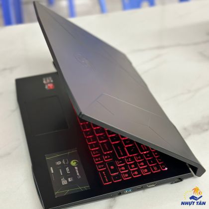 Laptop MSI BRAVO 15 B5DD