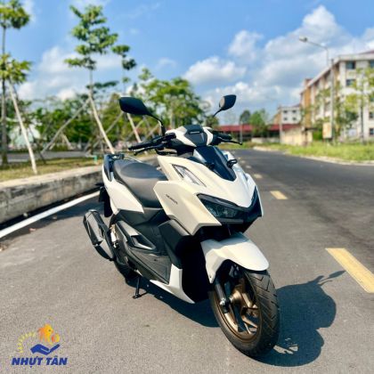 VARIO 160 2022 TRẮNG