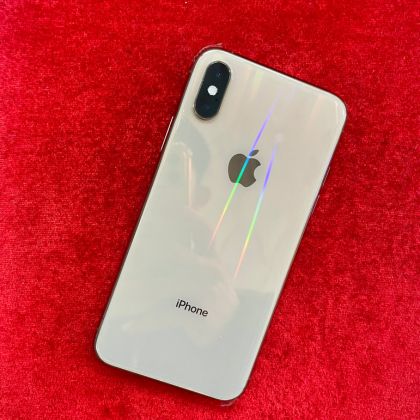 iPhone XS 64GB Gold